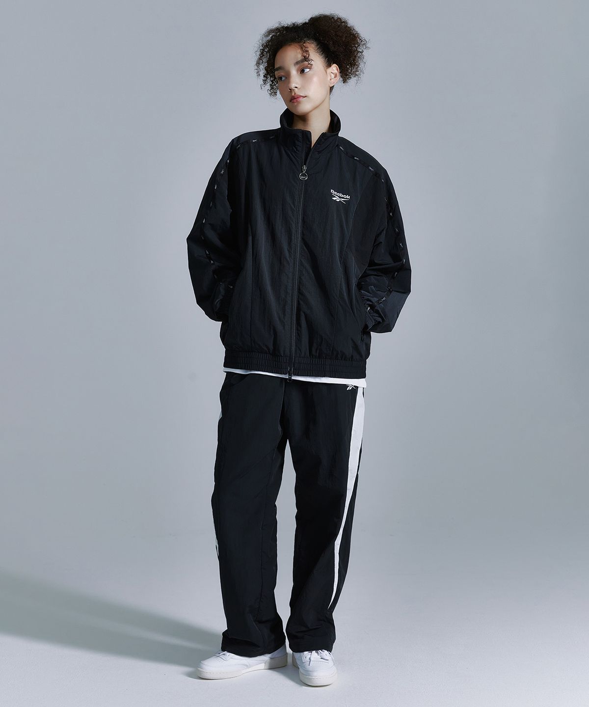 리복(REEBOK) 라이벌 윈드 브레이커 - 블랙