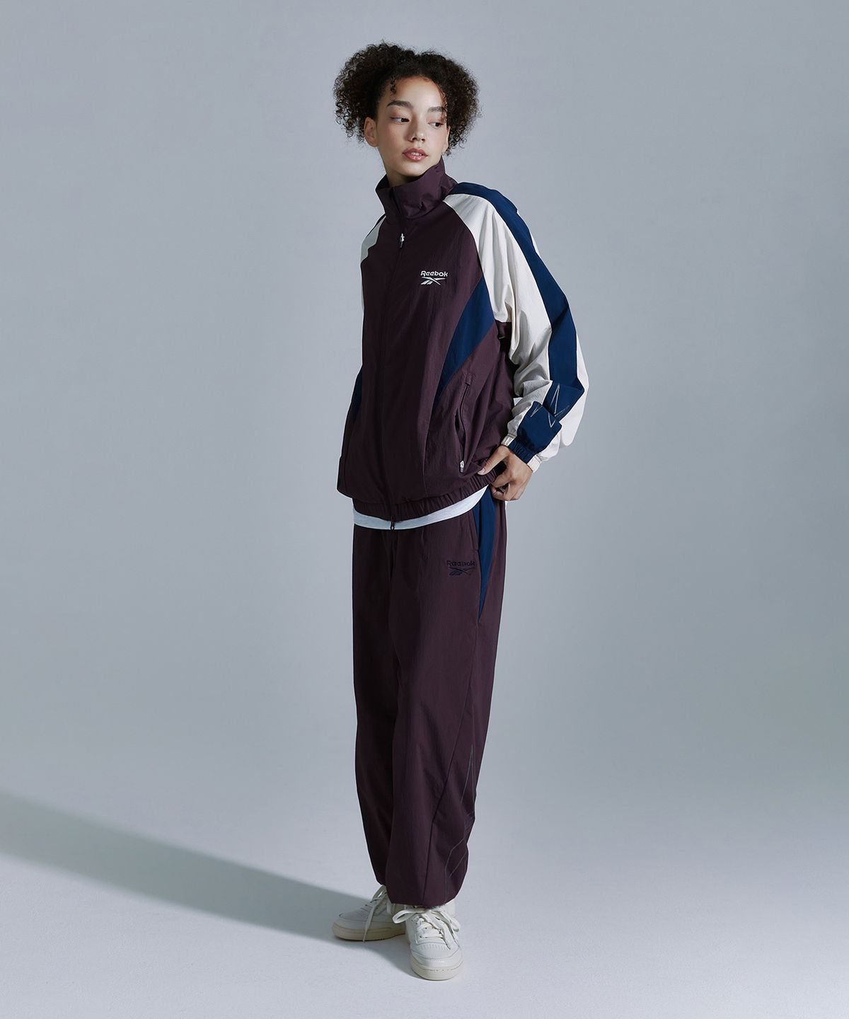 리복(REEBOK) 플로우 웜업 조거 팬츠 - 버건디