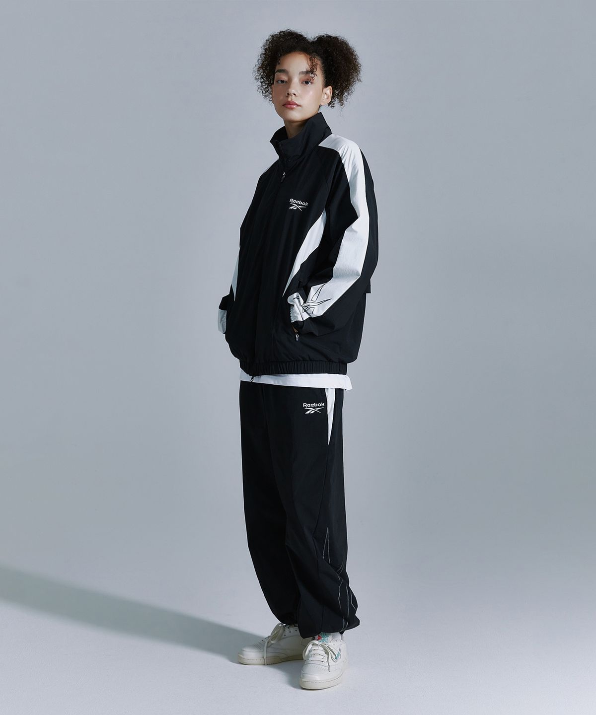 리복(REEBOK) 플로우 웜업 조거 팬츠 - 블랙
