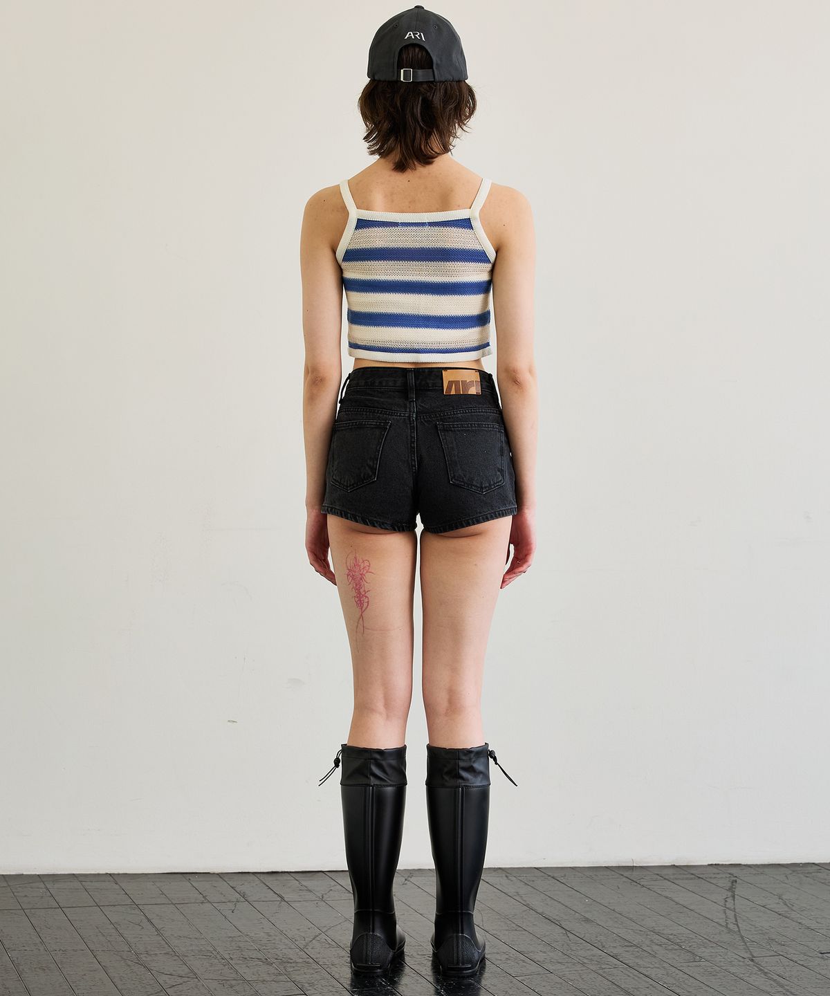 아리킴(ARIKIM) MIMI STRIPE SLEEVELESS / BLUE