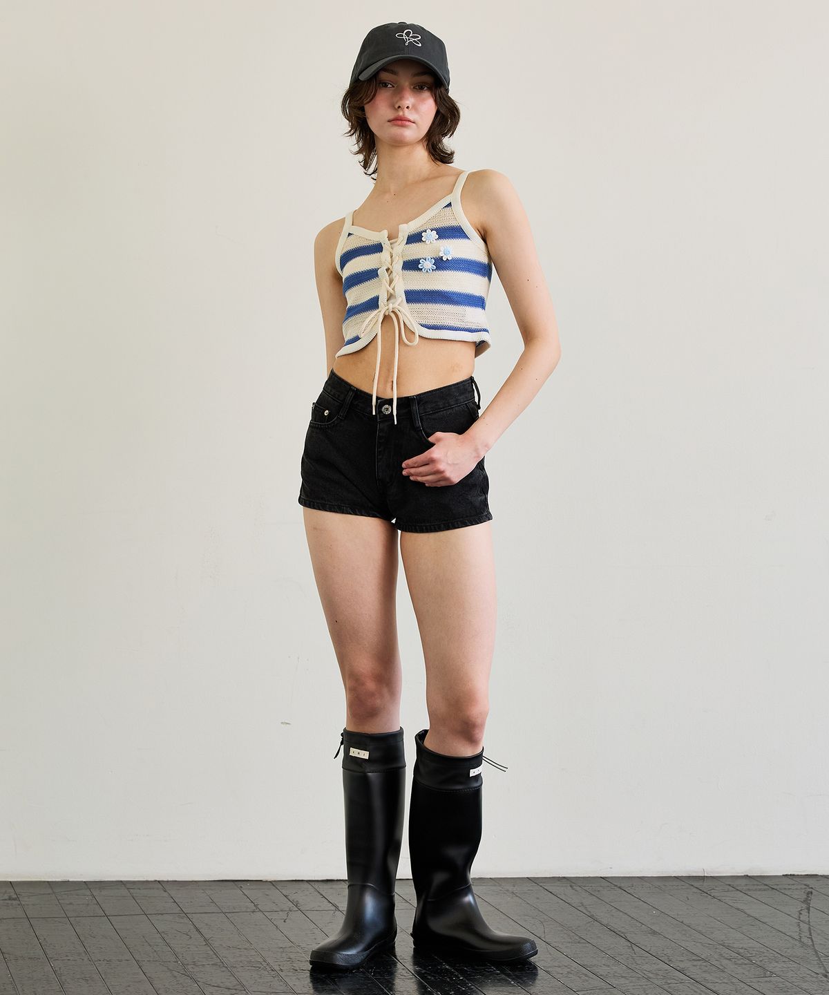 아리킴(ARIKIM) MIMI STRIPE SLEEVELESS / BLUE