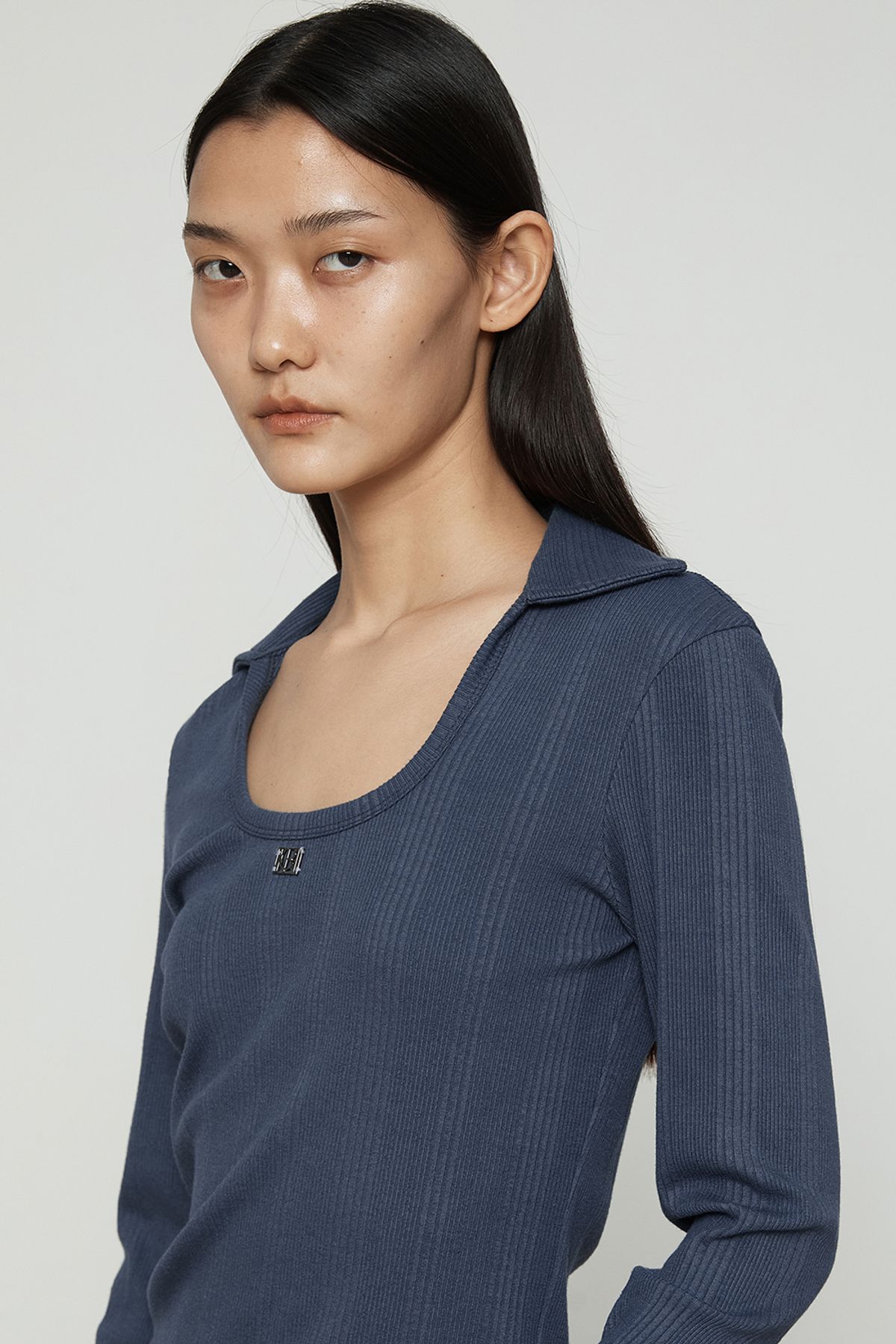 커렌트(CURRENT) 카라 U넥 롱슬리브 [네이비]