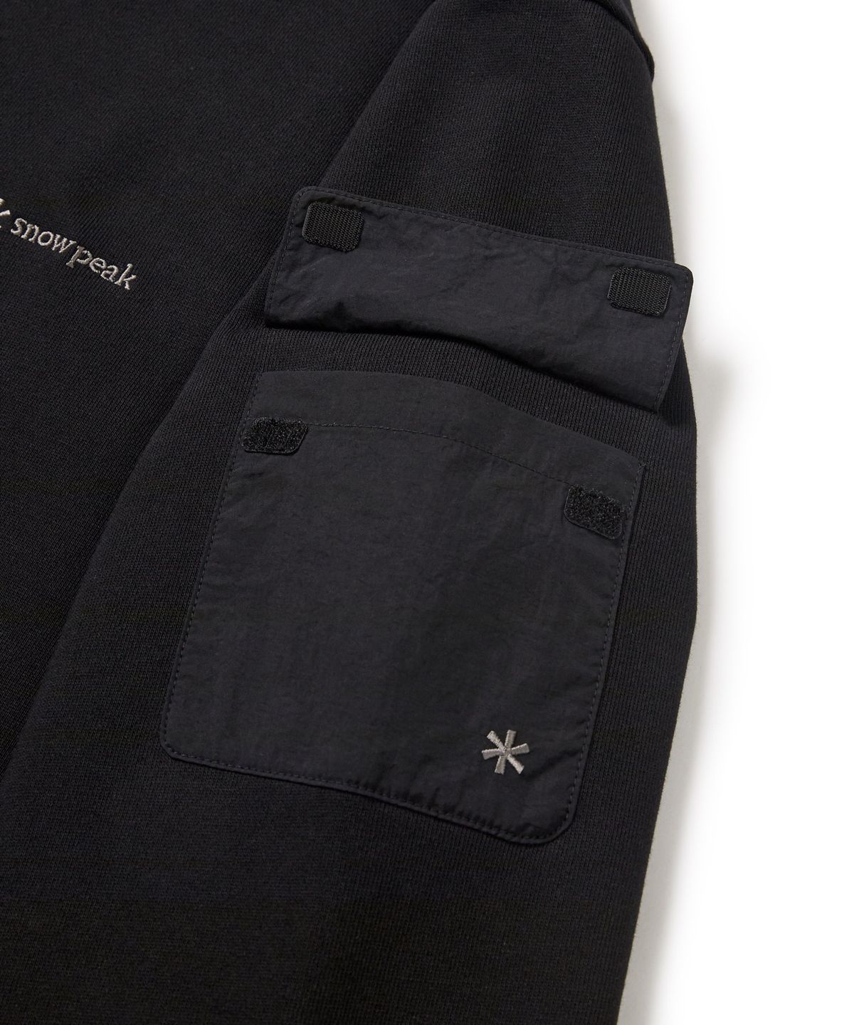 스노우피크 어패럴(SNOWPEAK APPAREL) 랜드 포켓 후드 티셔츠 (S24FMFHD60) Black