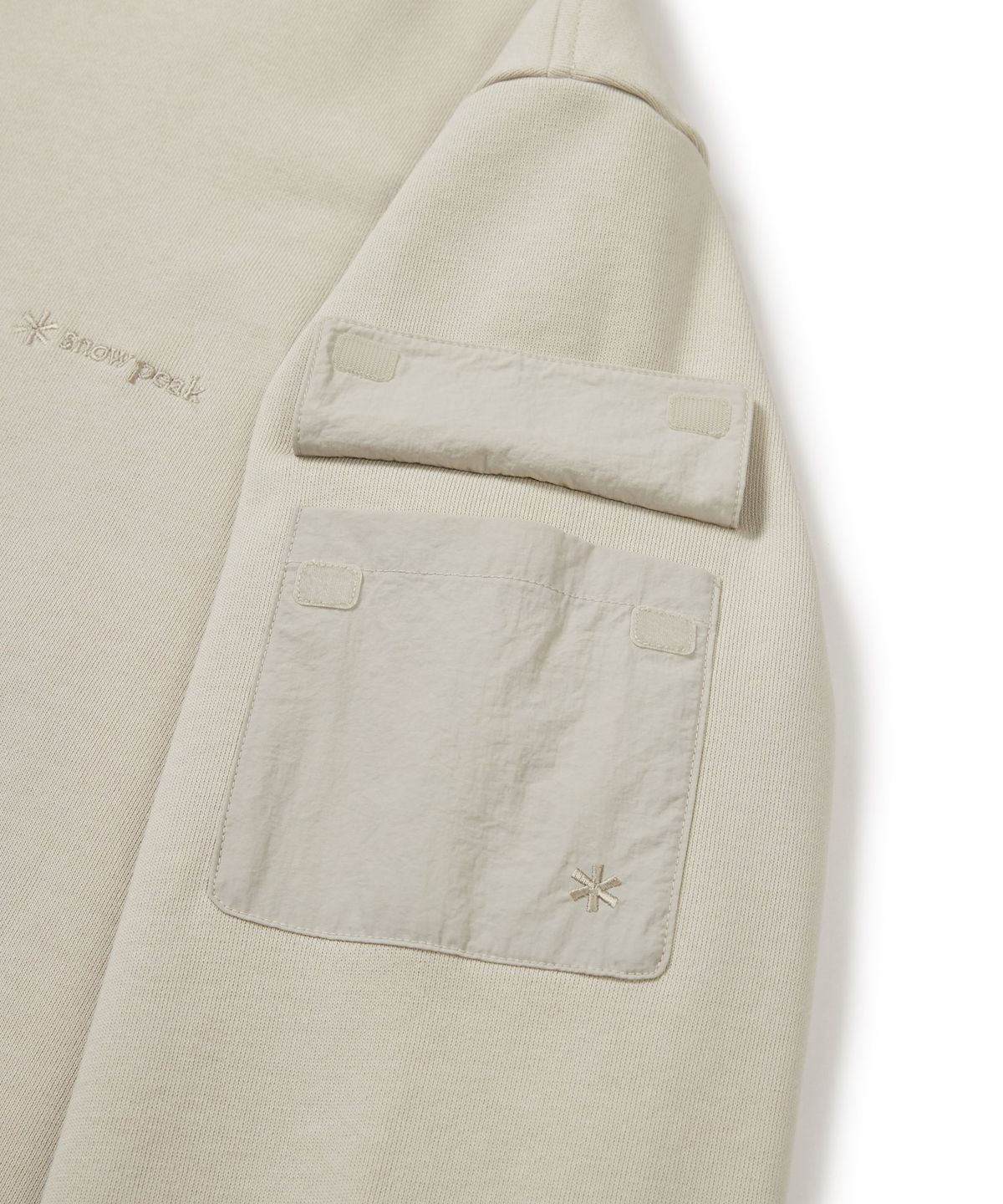 스노우피크 어패럴(SNOWPEAK APPAREL) 랜드 포켓 후드 티셔츠 (S24FMFHD60) Light Beige