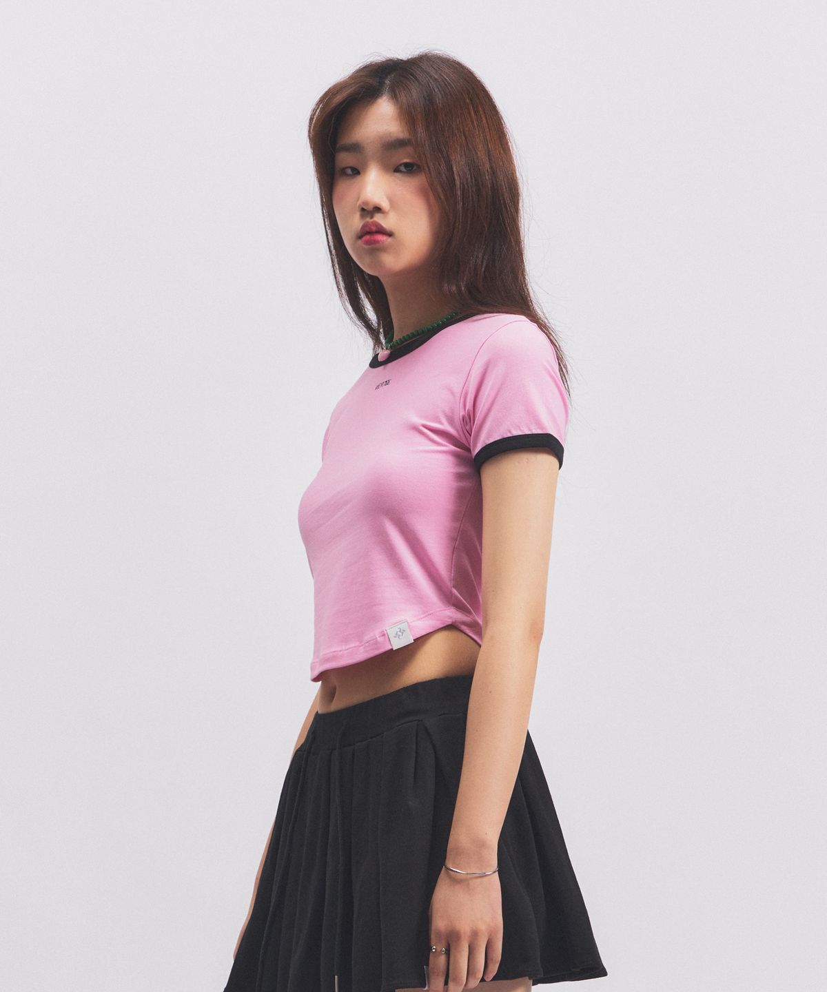 닐라이즈(NEALIZE) Basic Semi-Crop Ringer T-Shirt Pink