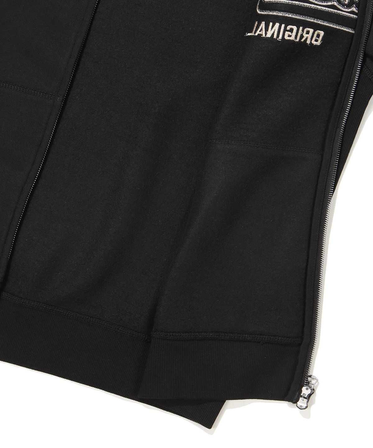 슈퍼드라이(SUPERDRY) 빈티지 로고 투웨이 후드 집업 블랙
