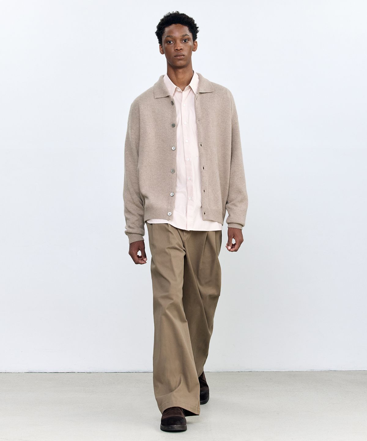 인사일런스(INSILENCE) 앙고라 믹스드 칼라 카디건 LIGHT BROWN