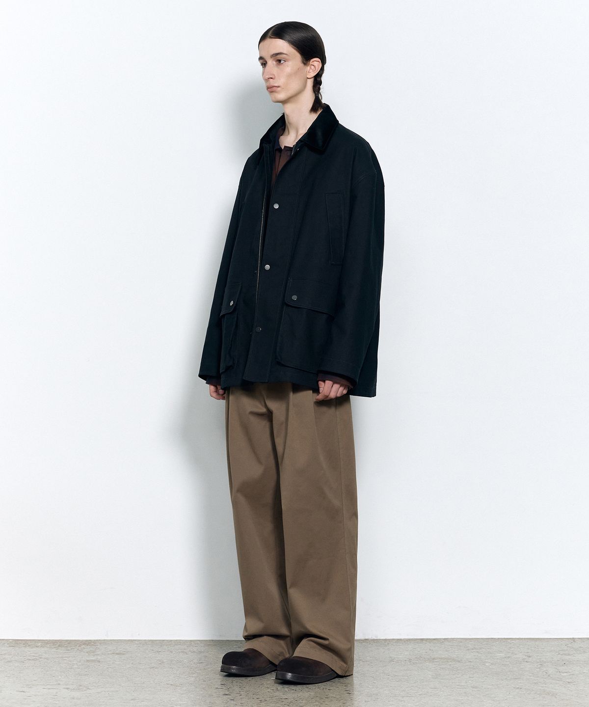 인사일런스(INSILENCE) 투턱 와이드 치노 팬츠 OLIVE BEIGE