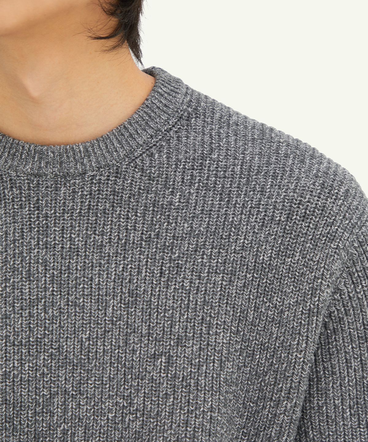 인템포무드(INTEMPOMOOD) 하찌 엘보 볼륨 풀오버_오레오