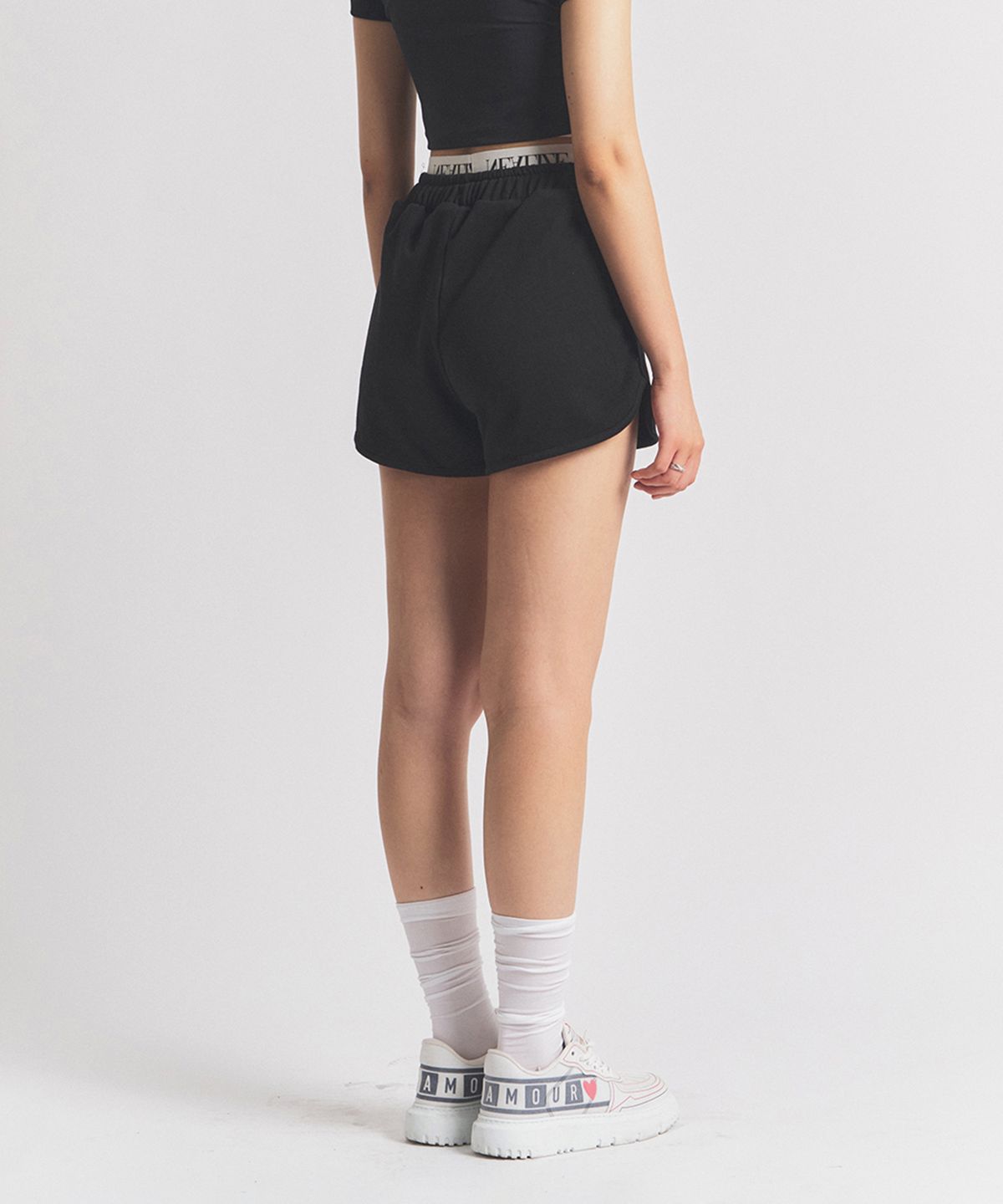 닐라이즈(NEALIZE) Banding Athlete Shorts Black