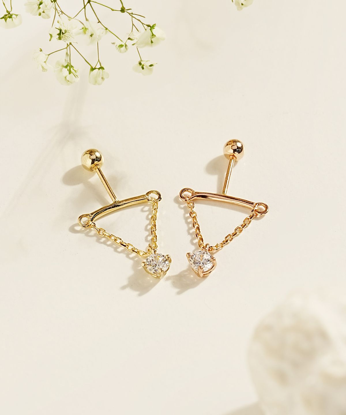 미니멀피어싱(MINIMALPIERCING) 14K 모이사나이트 다이아 히든 헬릭스 드롭 큐빅 피어싱 귀걸이 1부