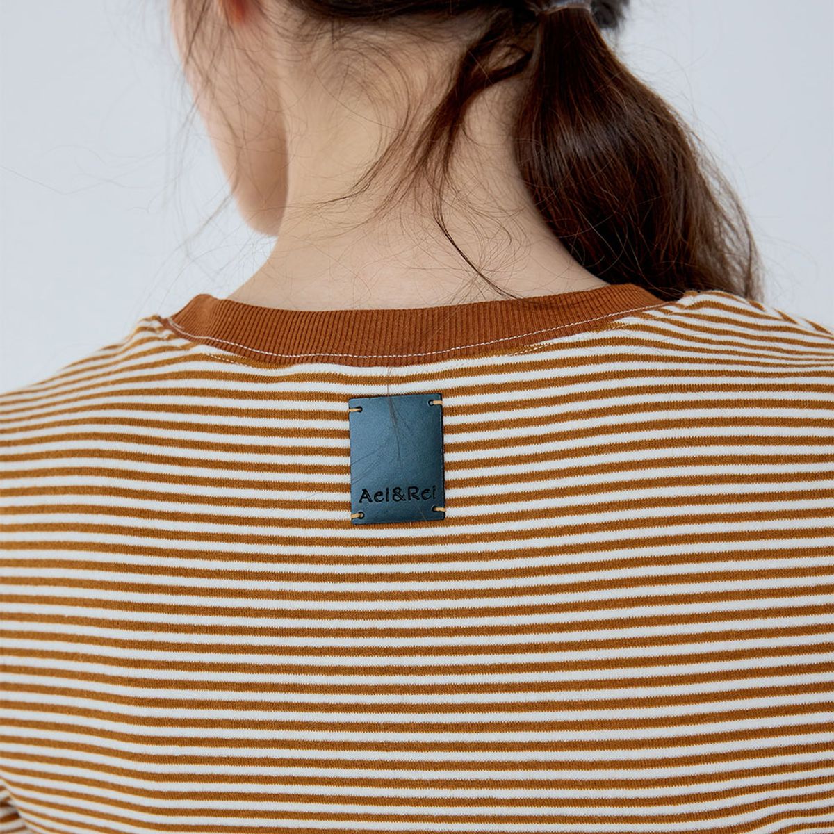 에이앤레이(AEIREI) AR_Striped contrast top_2color