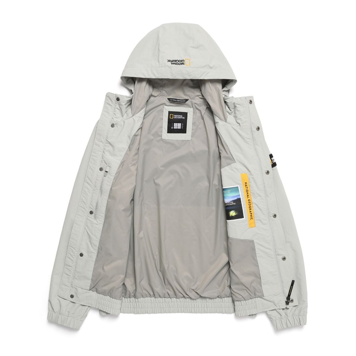 내셔널지오그래픽(NATIONALGEOGRAPHIC) N243UFT060 카프라 바람막이 후드 점퍼 AGATE GREY