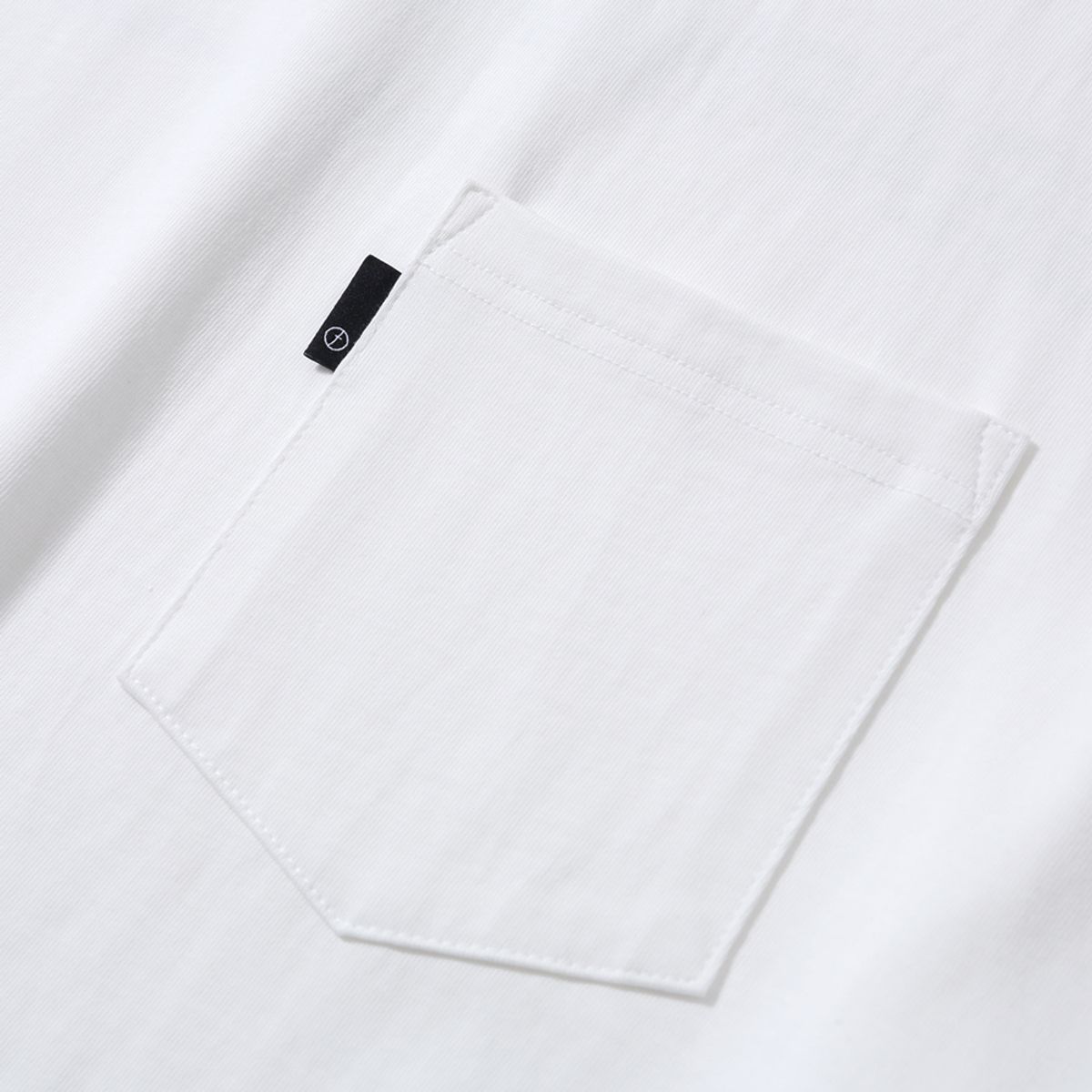 모이프(MOIF) [AW24]404 GNF(B) L/S TEE / OFF WHITE