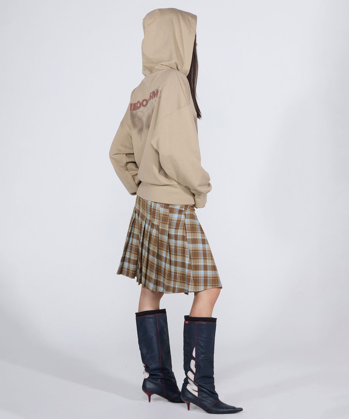 스컬프터(SCULPTOR) Hedonism Tencel Hoodie Taupe