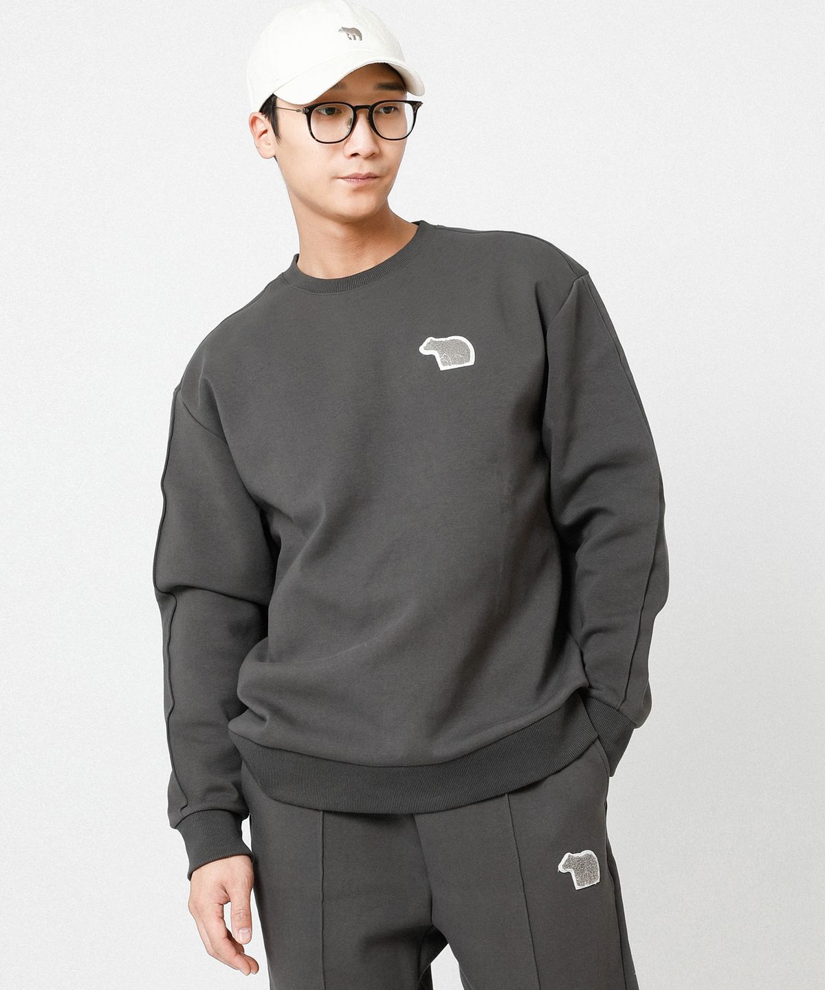 베어하우스(BEARHOUSE) 클라우드(Cloud) 맨투맨_CC
