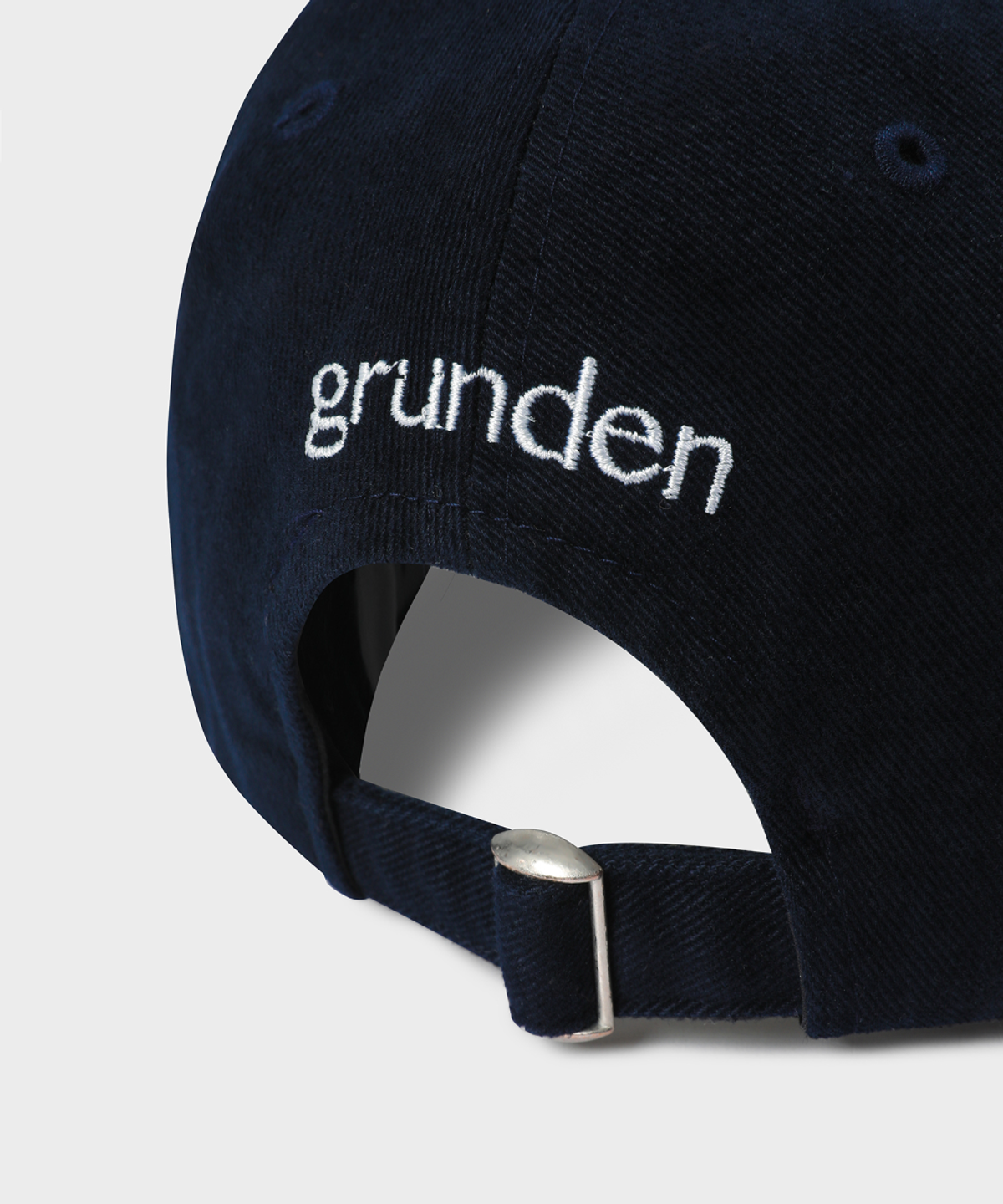 글런든(GRUNDEN) 빈티지 로고 캡 (잉크 네이비)