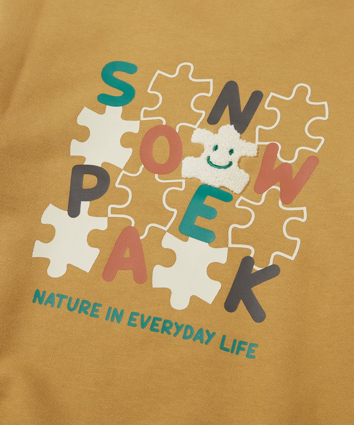 스노우피크 어패럴 키즈(SNOWPEAK APPAREL KIDS) 키즈 그래픽 맨투맨 (S24FKFHT80) Mustard