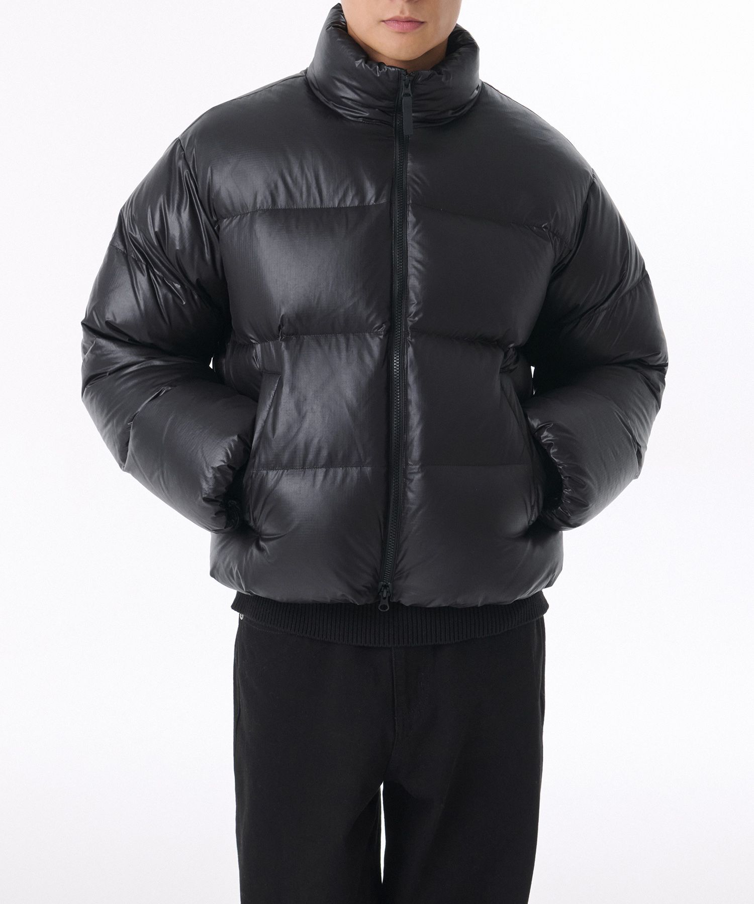 MUSINSA | MUSINSA STANDARD Minimal Hooded Down Short Padding