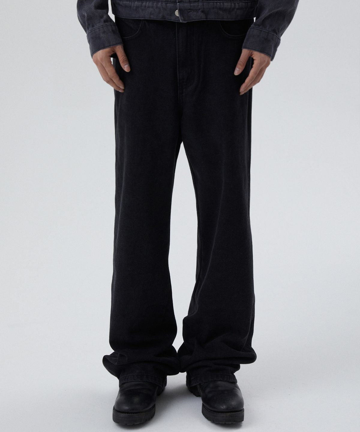 스웨이드(SUADE) FLARE DENIM [BLACK]