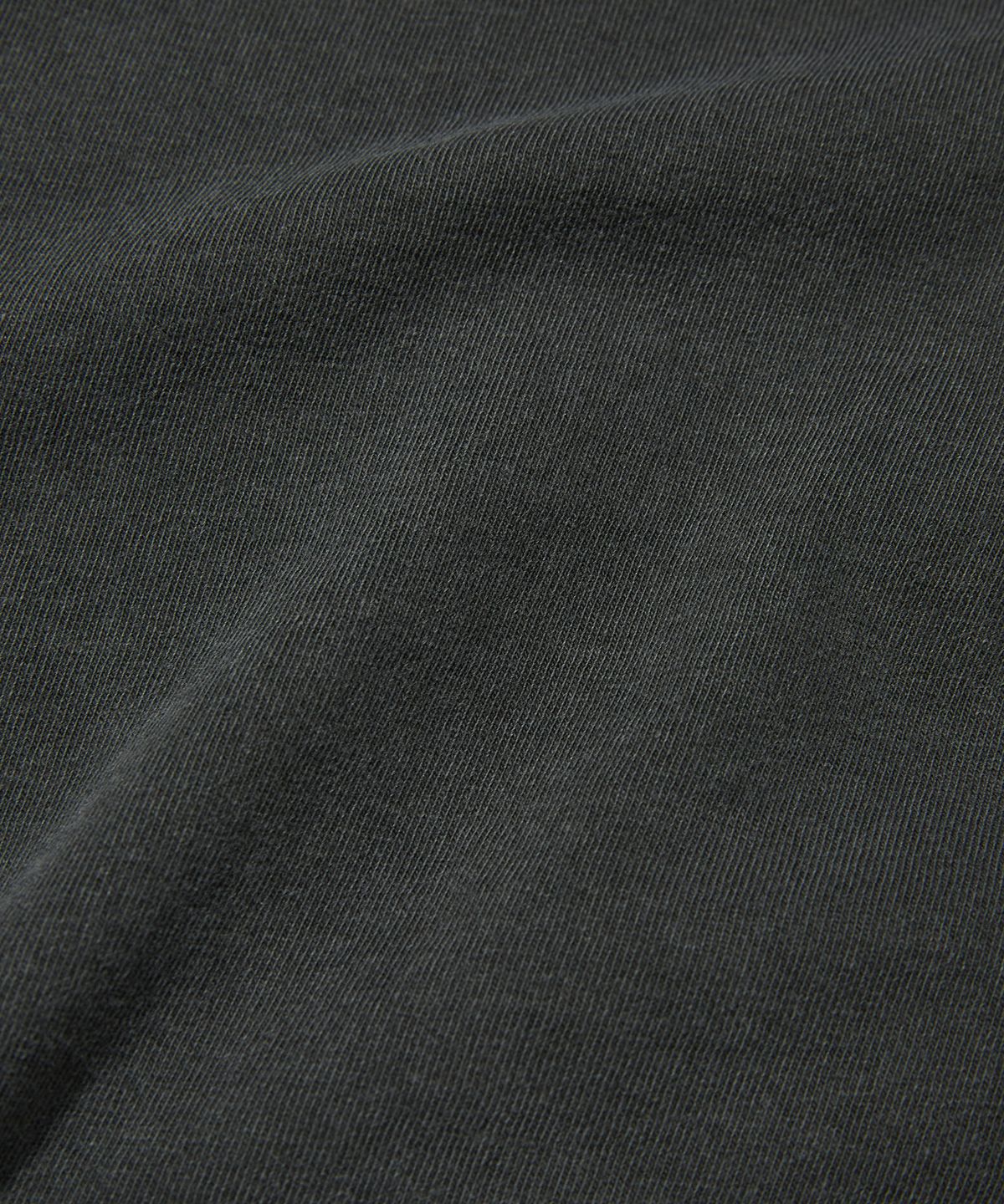 스웨이드(SUADE) MIXED LOGO LONG SLEEVE [PIGMENT BLACK]