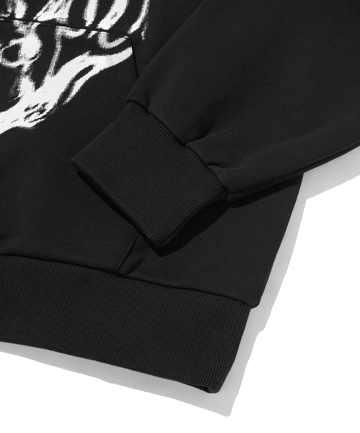 스웨이드(SUADE) FLAME SKULL HOODIE [BLACK]