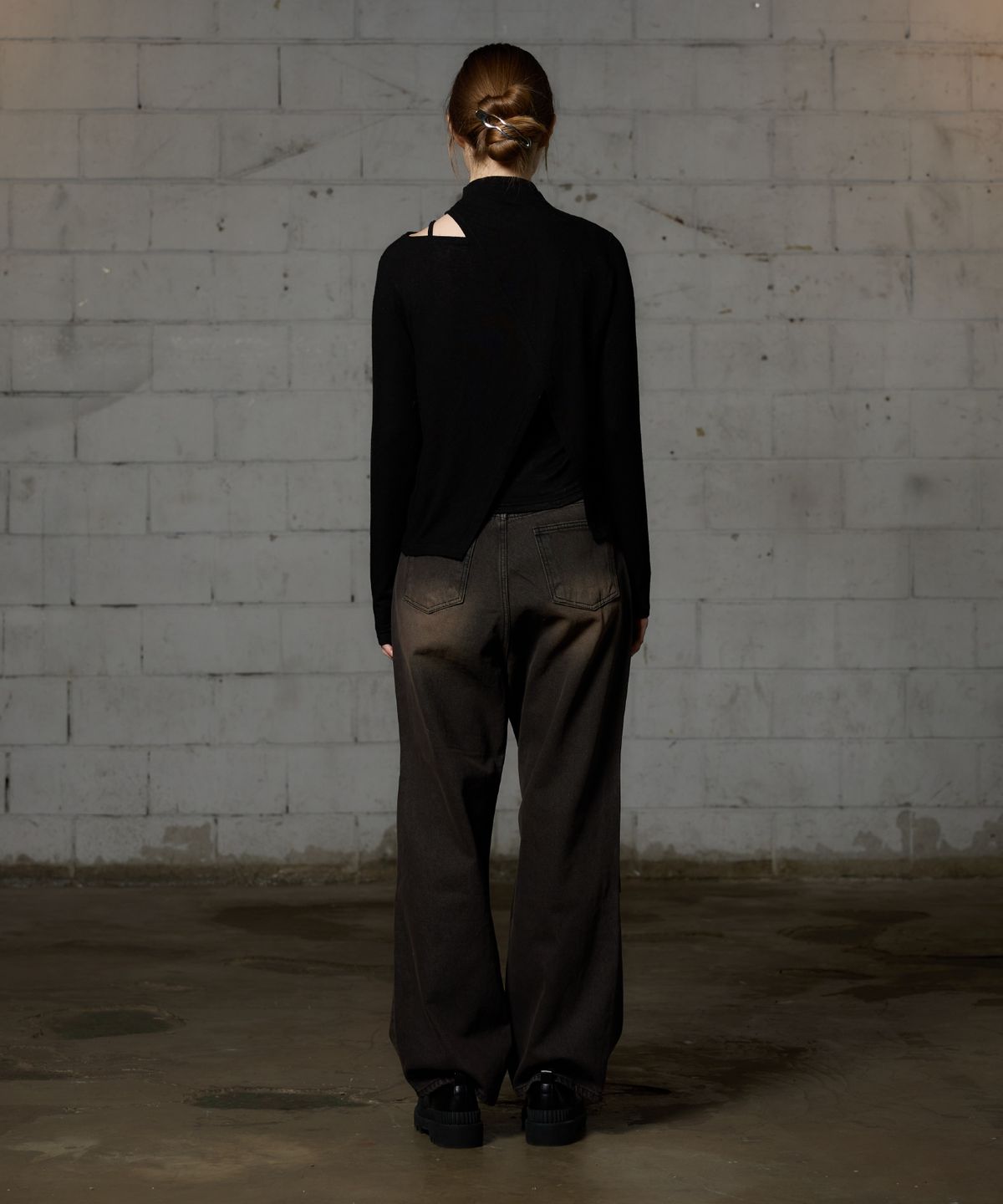 아리킴(ARIKIM) ARE WOOL LONG SLEEVE SET / BLACK