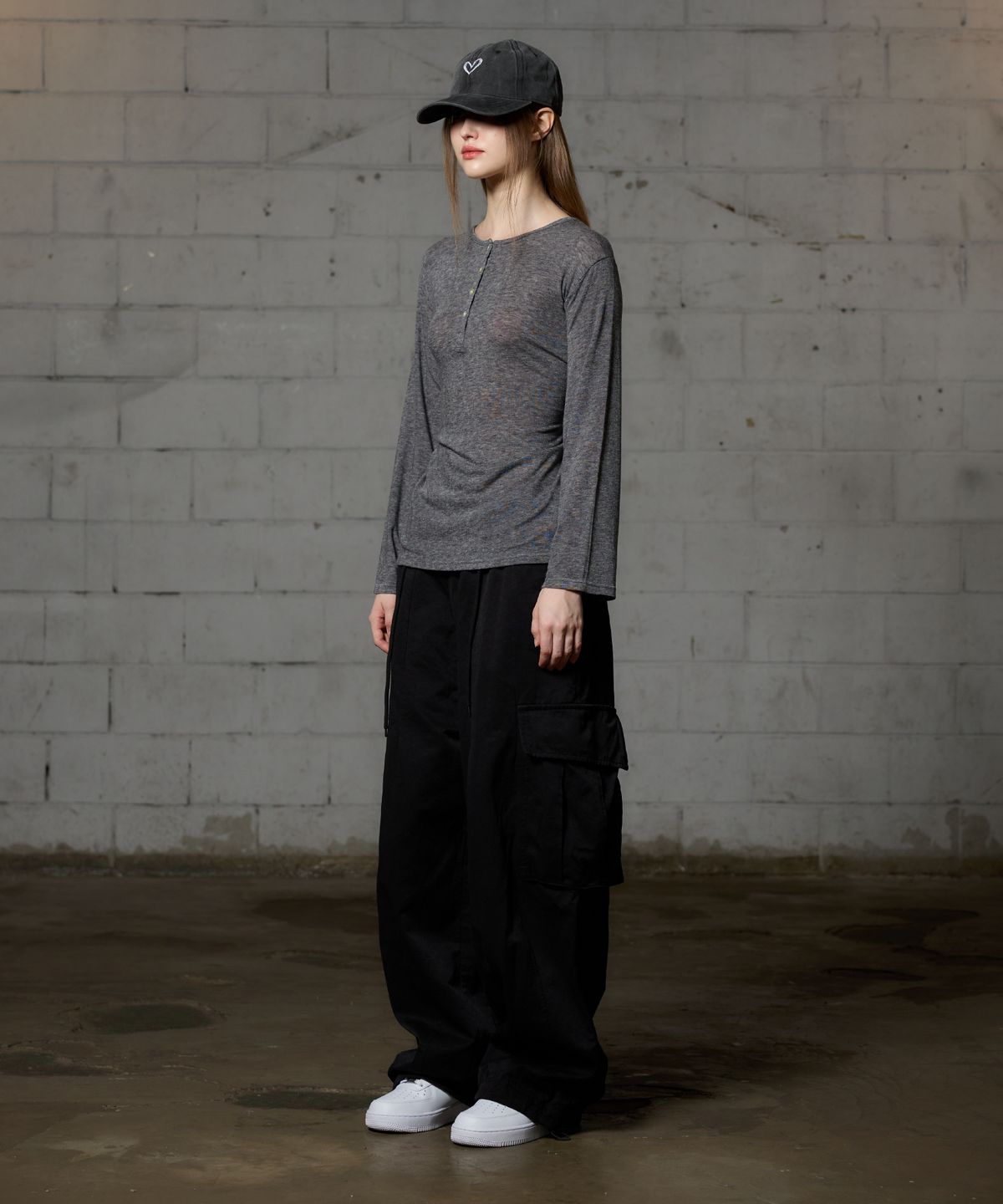 아리킴(ARIKIM) FAIRY WOOL LONG SLEEVE / CHARCOAL