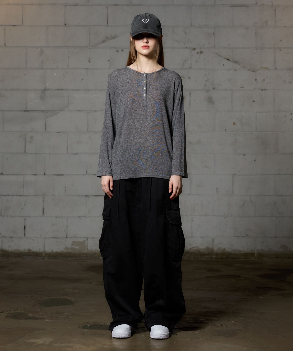 아리킴(ARIKIM) FAIRY WOOL LONG SLEEVE / CHARCOAL