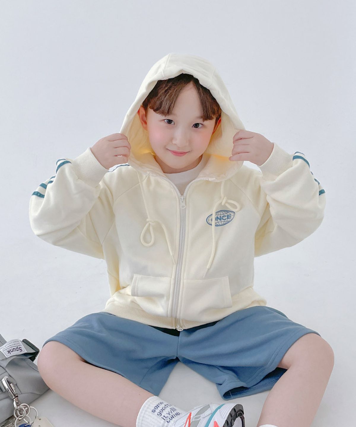 베리클로젯(BERRYCLOSET) 원스 벨벳 라이닝 후드 집업