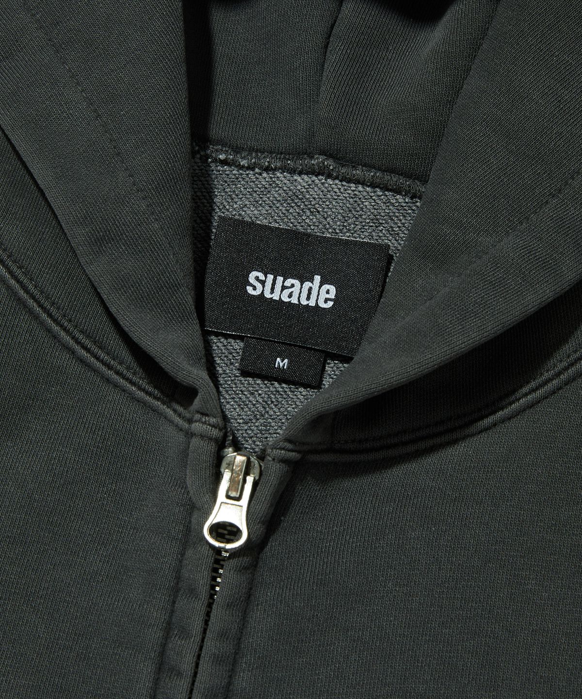 스웨이드(SUADE) WASHED HOOD ZIP UP [PIGMENT BLACK]