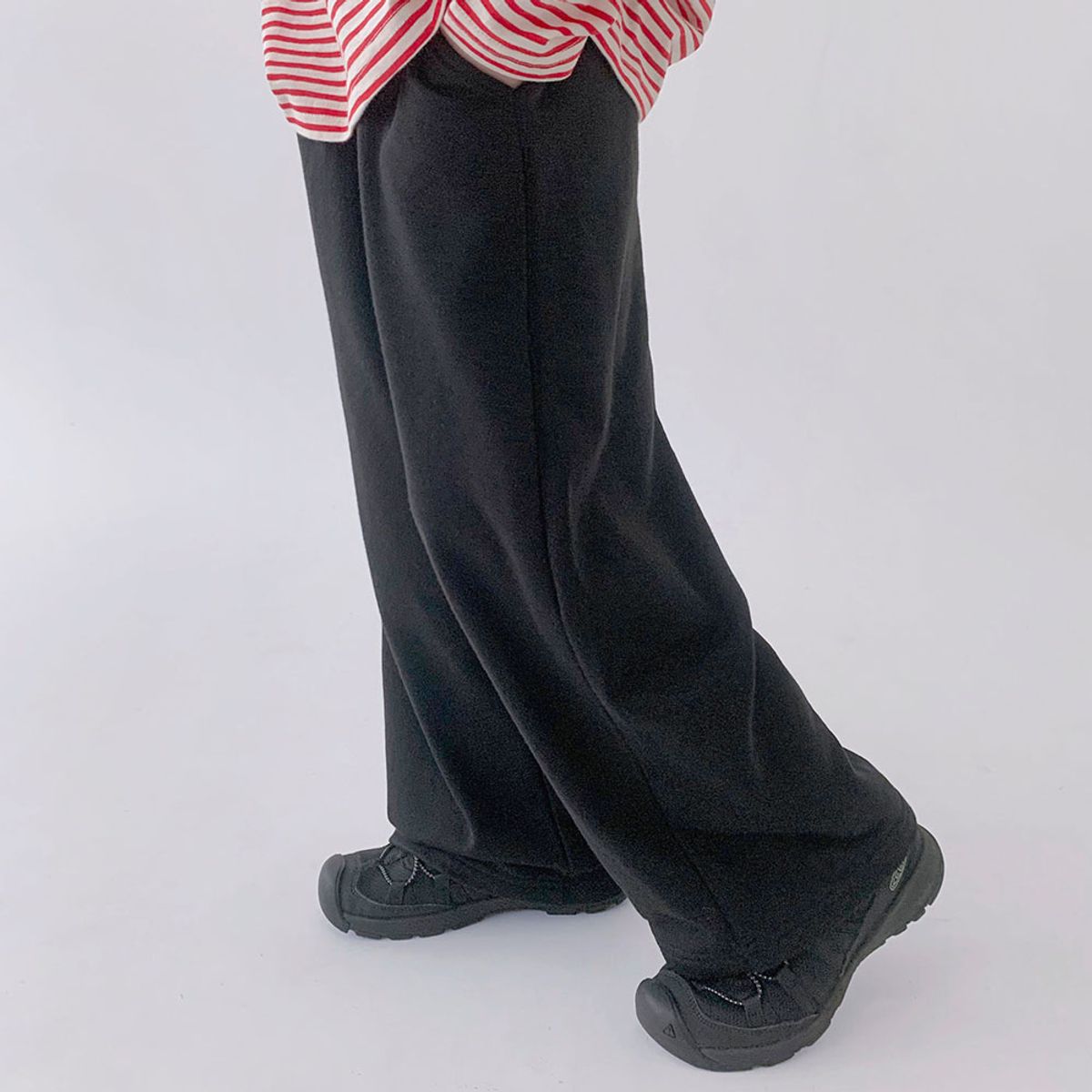 베리클로젯(BERRYCLOSET) 휘뚜루 트레이닝 팬츠