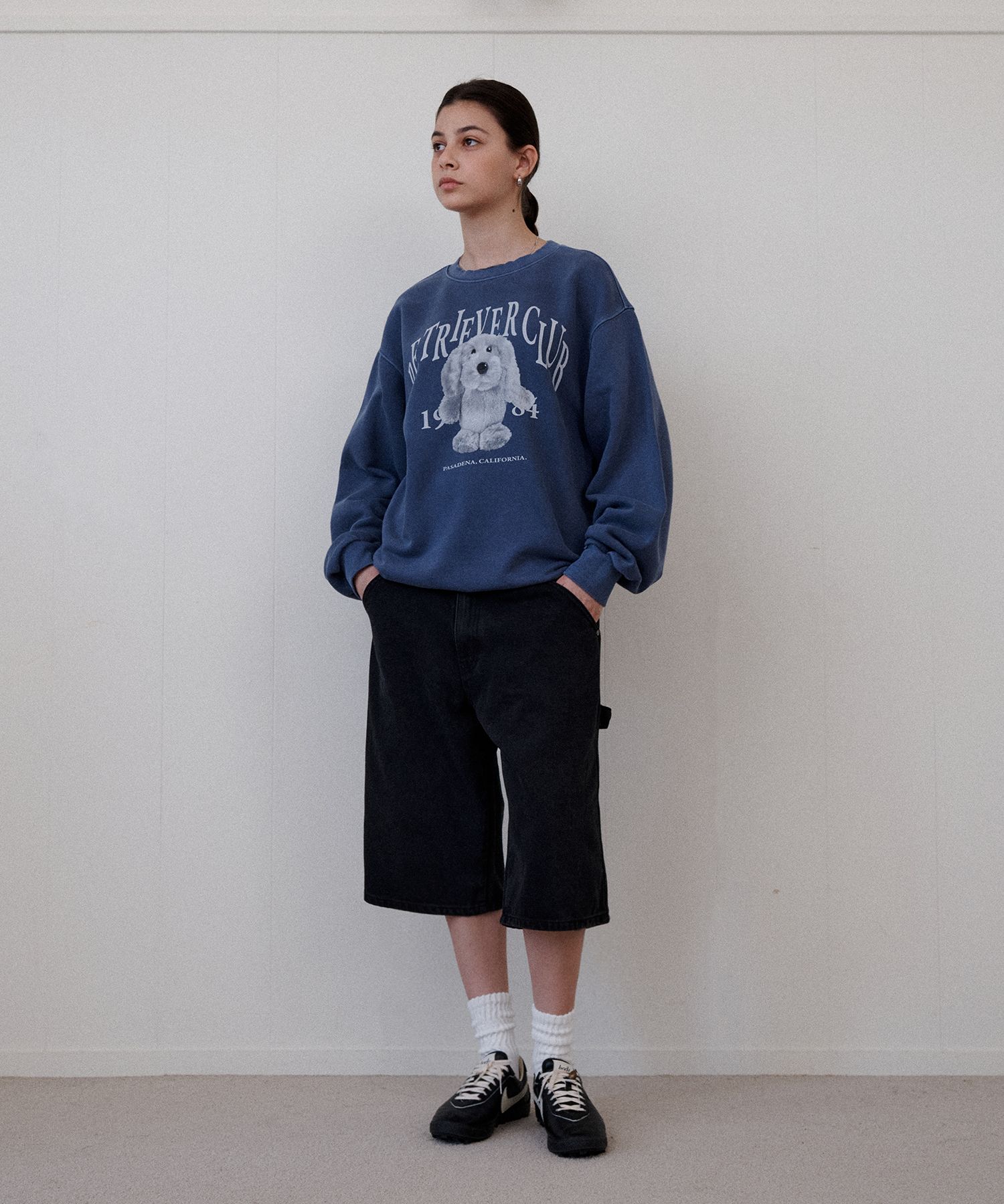MUSINSA | RETRIEVER CLUB RETRIEVER DOLL CREWNECK [PIGMENT NAVY]