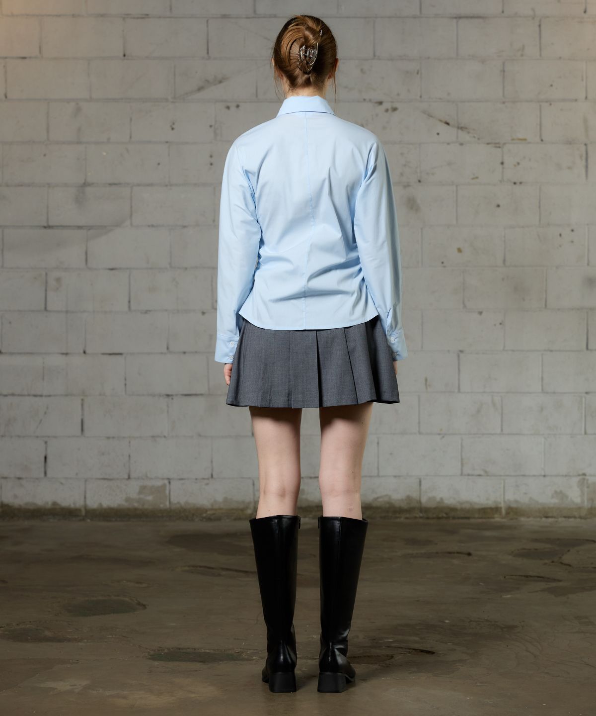 아리킴(ARIKIM) UNBALANCE SHIRRING SHIRT / SKY BLUE