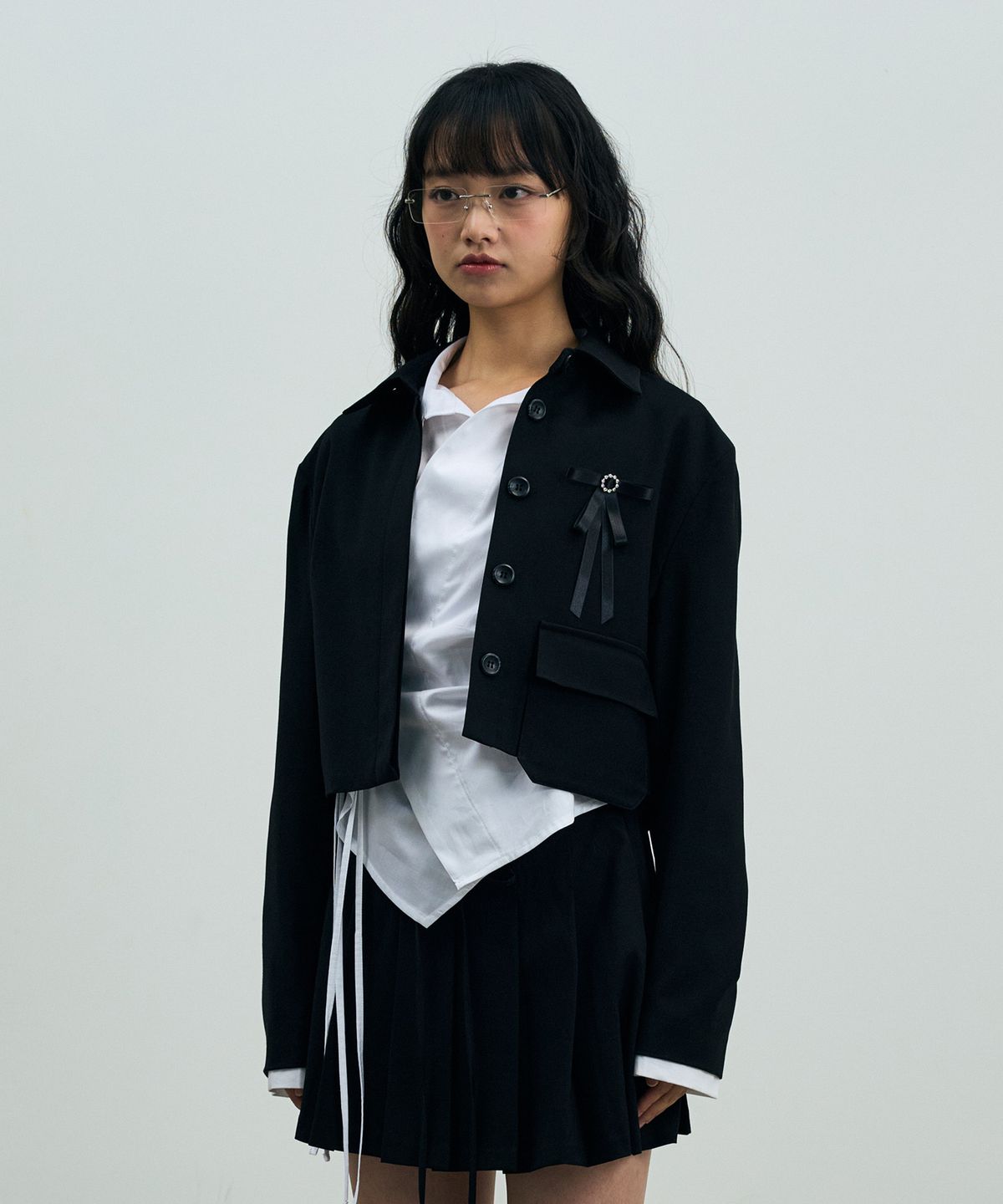 아리킴(ARIKIM) MILD CROP BLAZER / BLACK