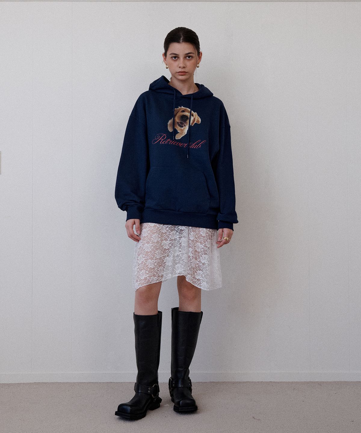 리트리버클럽(RETRIEVER CLUB) PUPPY SCRIPT HOODIE [NAVY]