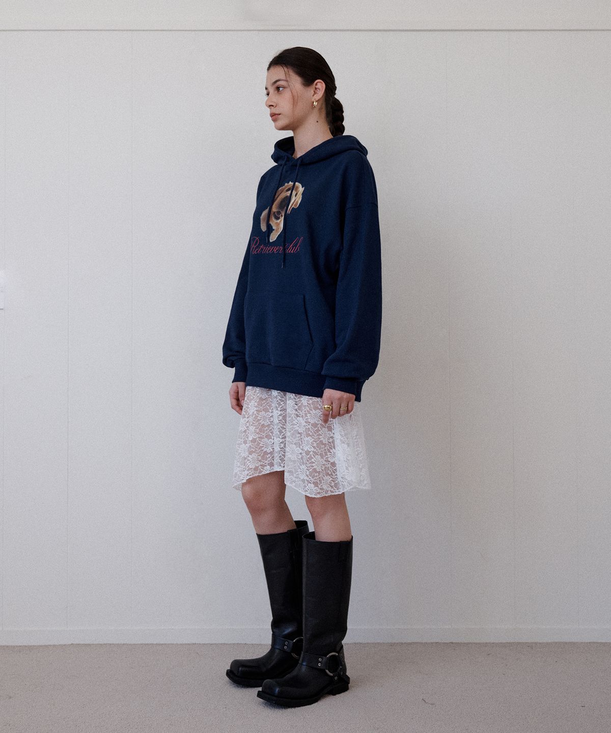 리트리버클럽(RETRIEVER CLUB) PUPPY SCRIPT HOODIE [NAVY]
