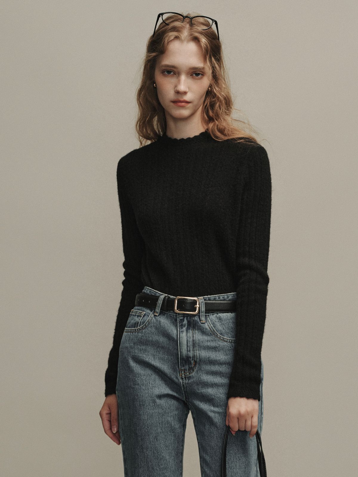 르니나(LENINA) BETH woolen wave neck knit_BLACK