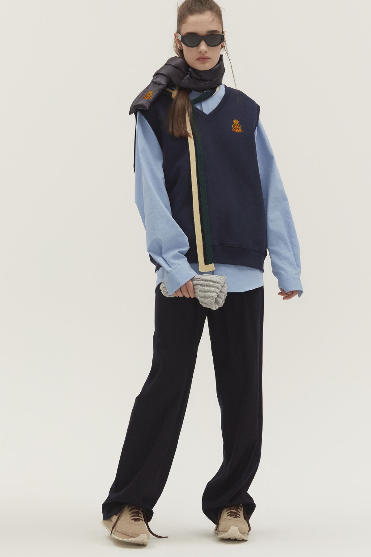 노앙(NOHANT) SWEATSHIRT VEST NAVY
