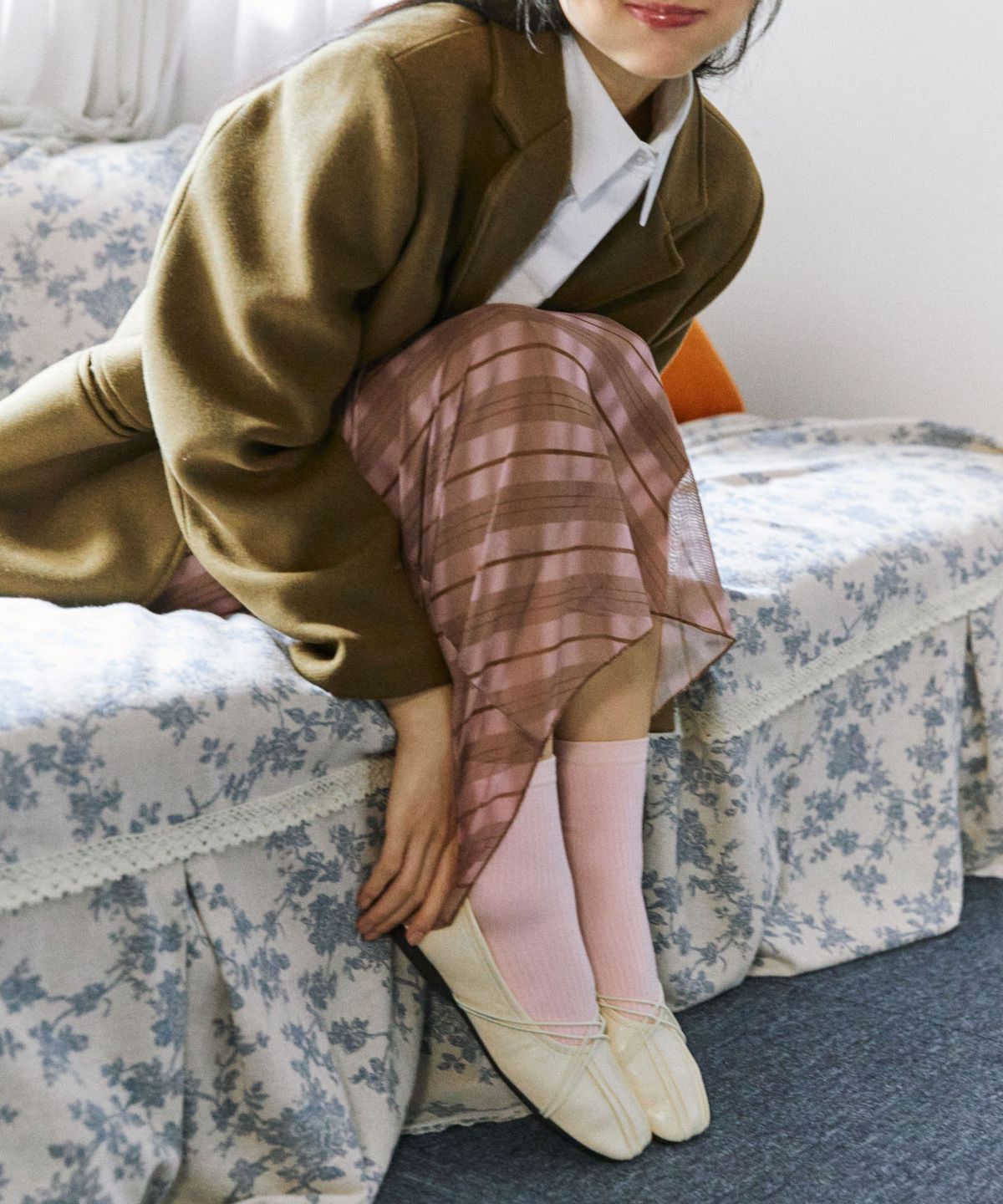 스퍼(SPUR) Pleats X-Elastic String 플랫슈즈 1.5cm -UA9017 (5color)