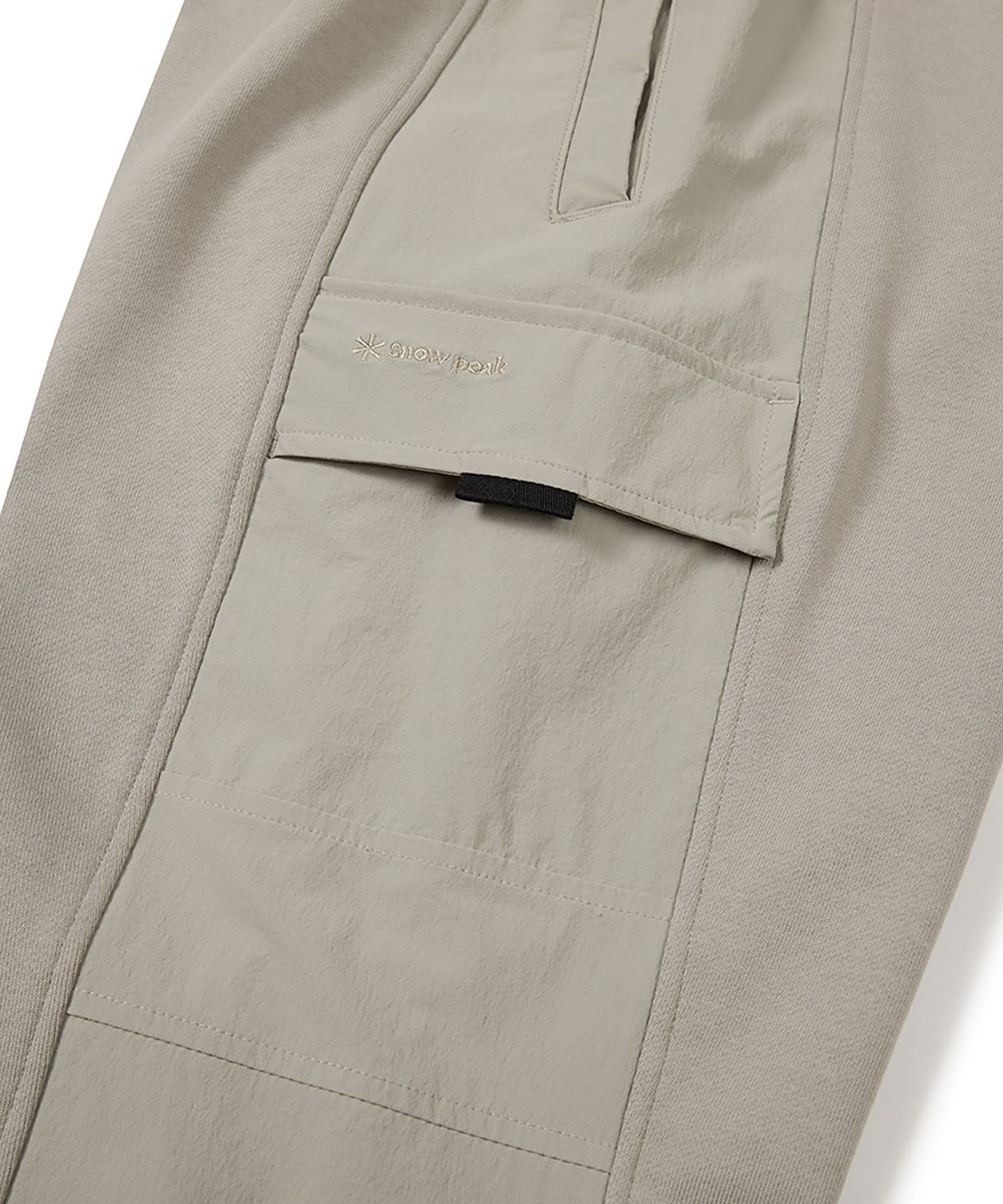 스노우피크 어패럴(SNOWPEAK APPAREL) 우븐 믹스 조거 팬츠 (S24FMFFP24) Beige Gray