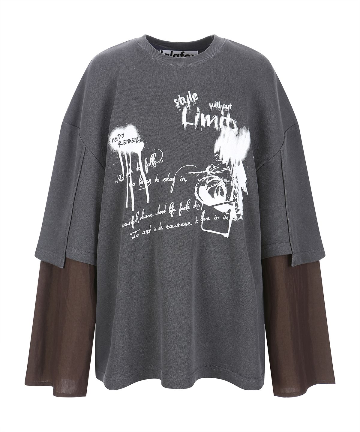 라라폭스(LALAFOX) LAYERED OVERSIZED T-SHIRT CHARCOAL 레이어드 오버사이즈 티셔츠 BQ4CL016