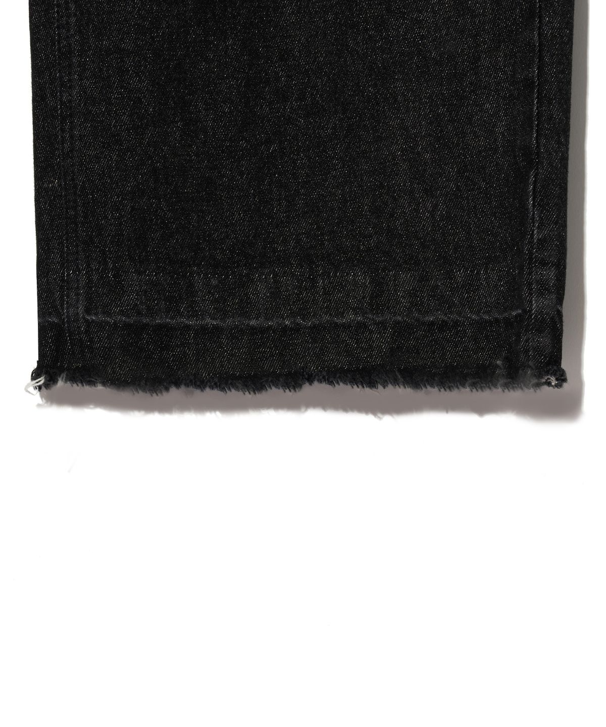브라운브레스(BROWNBREATH) SPEAKER STRAIGHT PATCH JEAN - BLACK