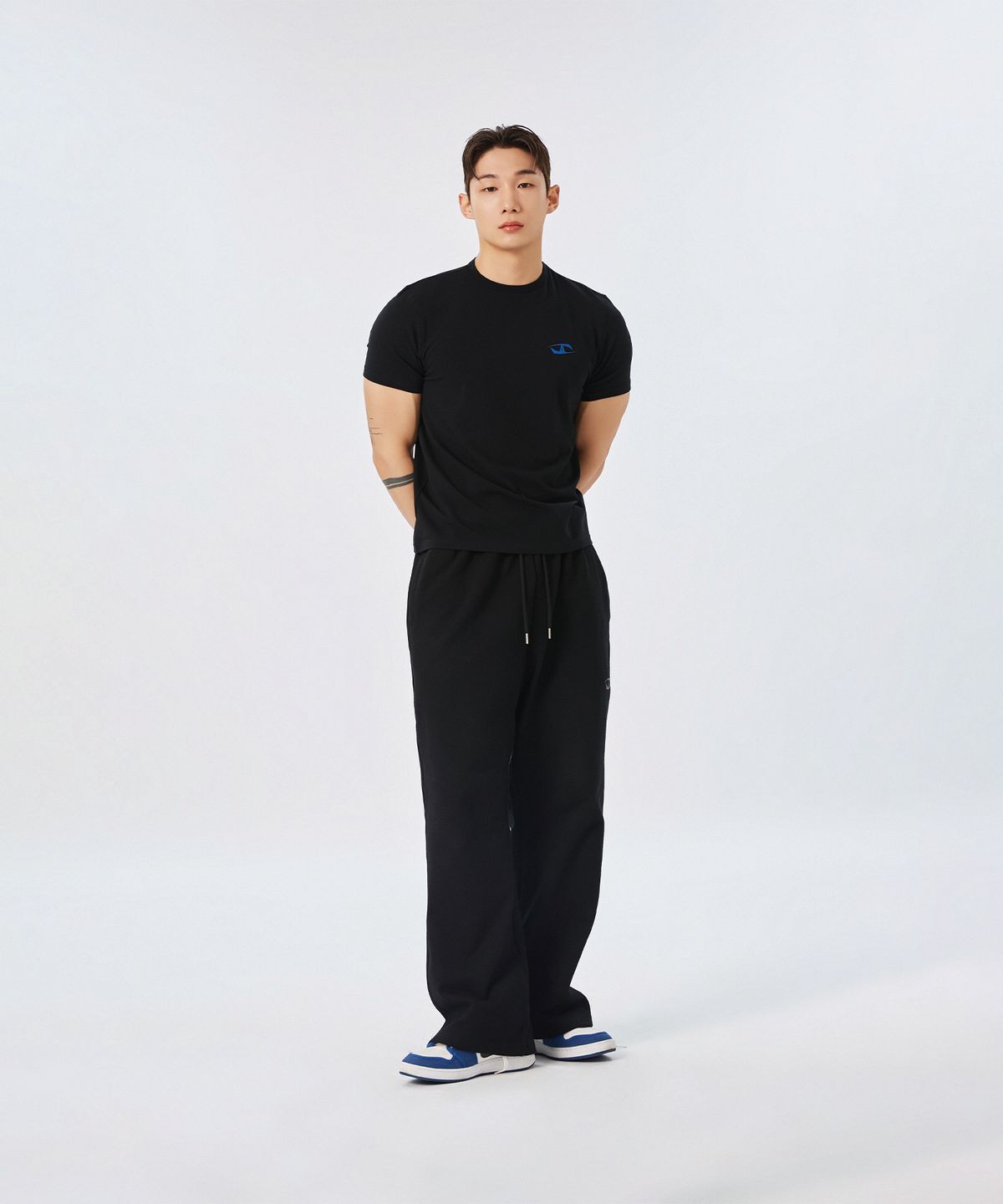 어드코어(ADCORE) front back muscle fit