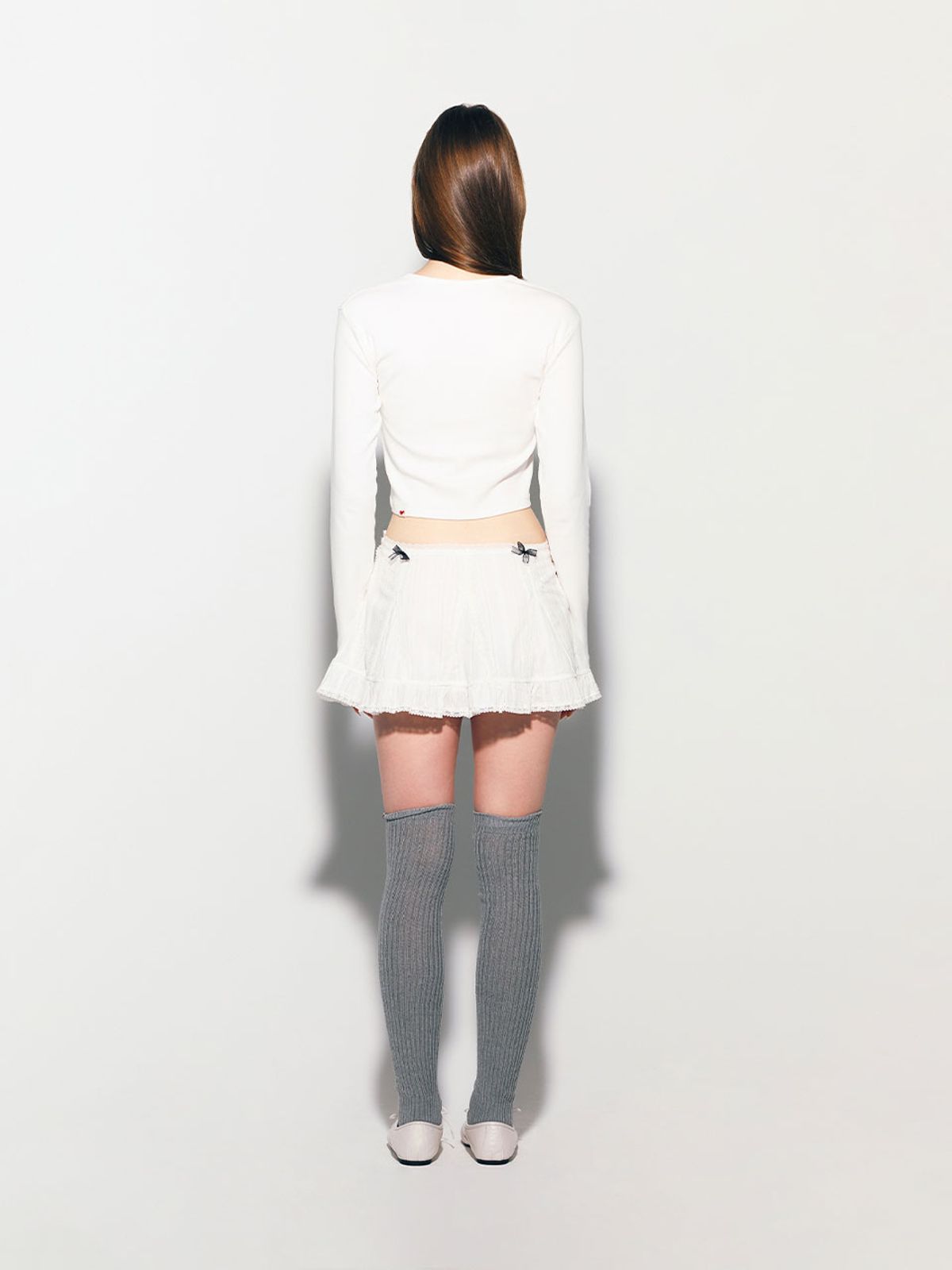 에즈이프 캘리(ASIF CALIE) GURLS CROP LONG SLEEVE T-SHIRT WHITE