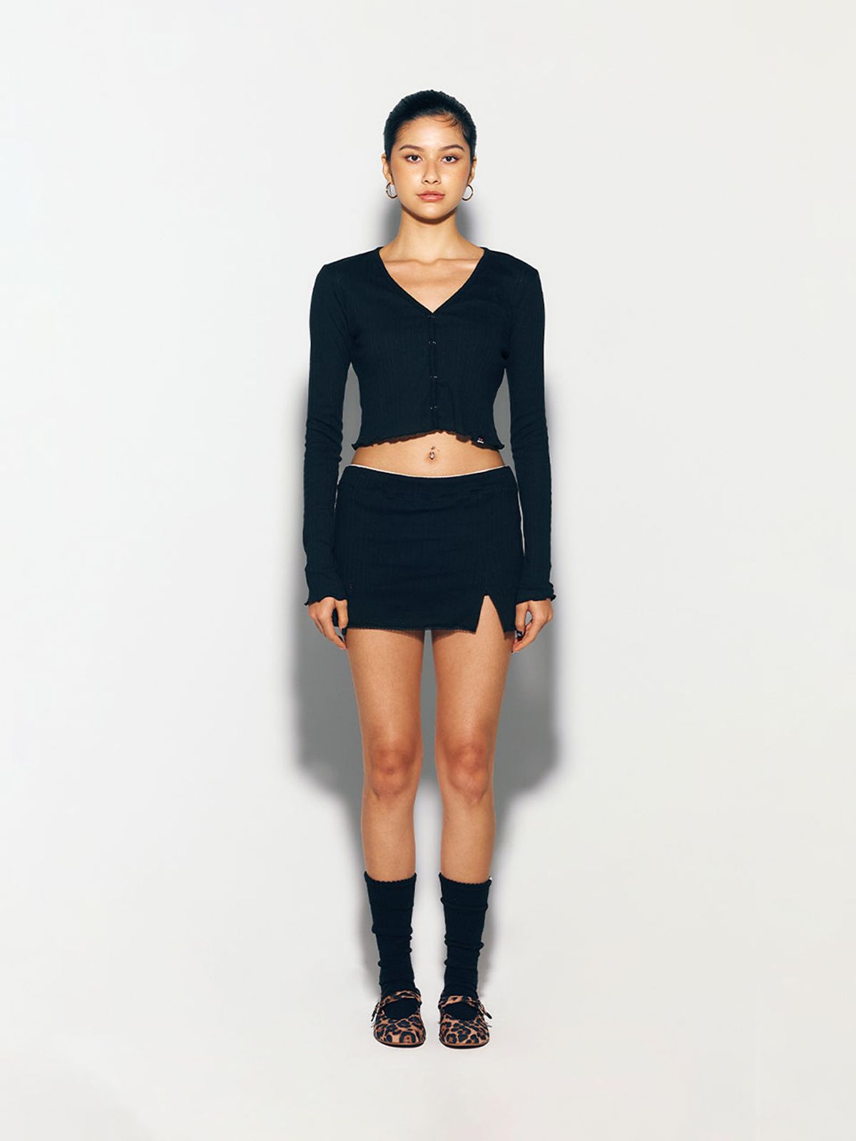 에즈이프 캘리(ASIF CALIE) GURLS BASIC CARDIGAN BLACK