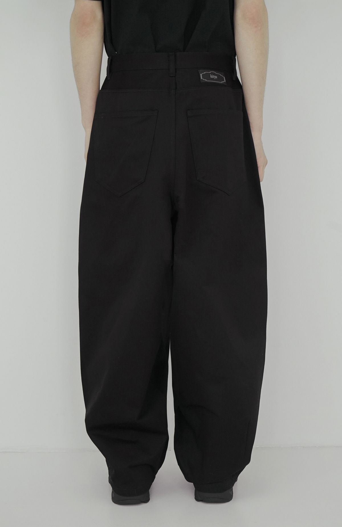 키류(KIRYU) CARL JUNG WIDE PANTS