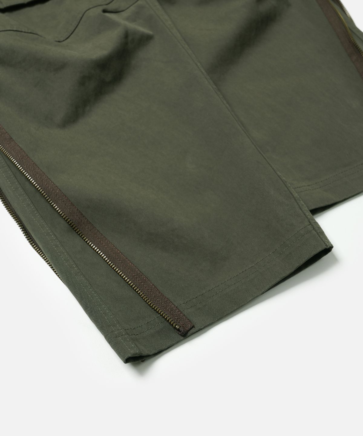 프리즘웍스(FRIZMWORKS) CN FLIGHT PANTS _ OLIVE
