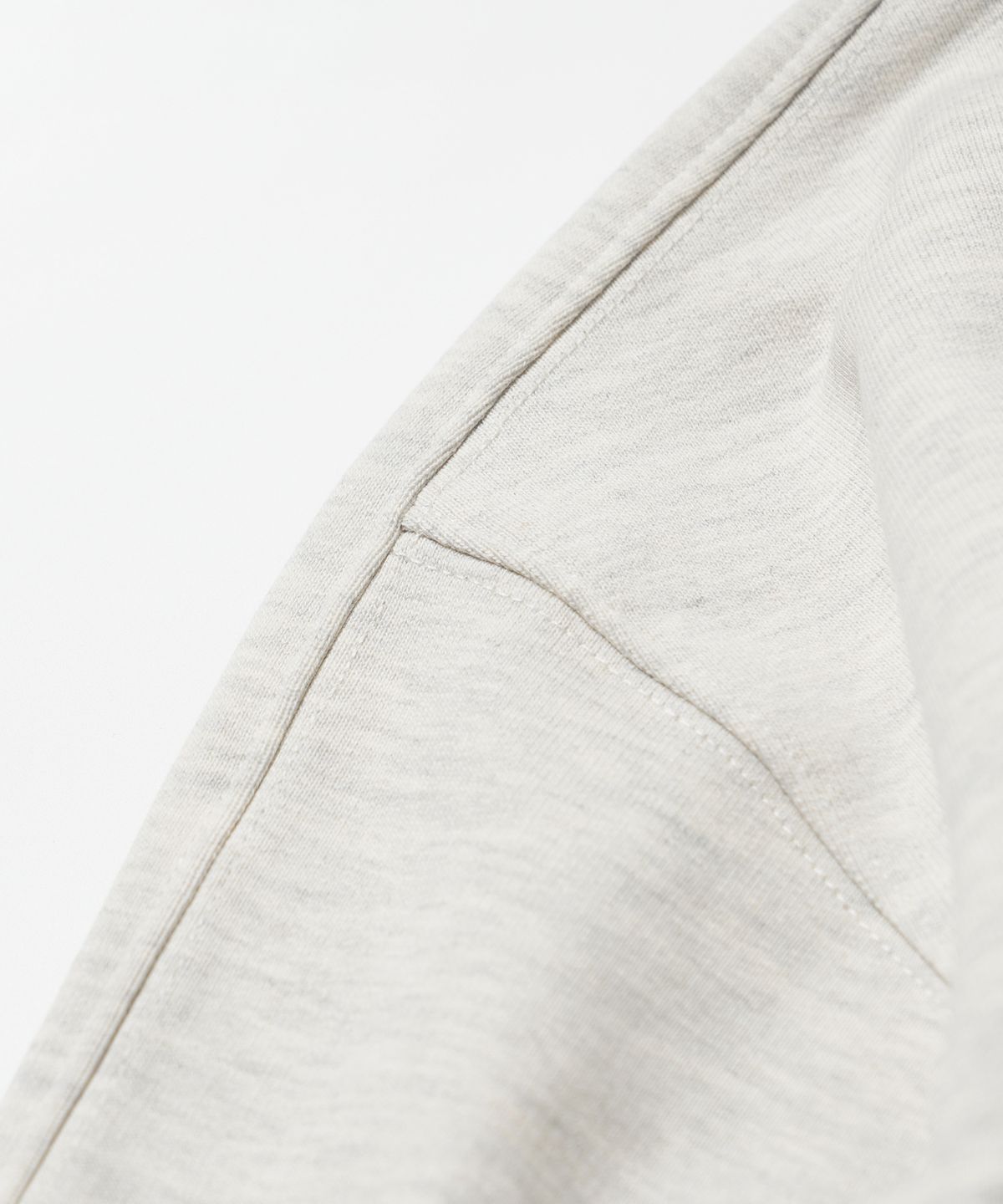 프리즘웍스(FRIZMWORKS) T&F HIGH JUMP SWEATSHIRT _ OATMEAL