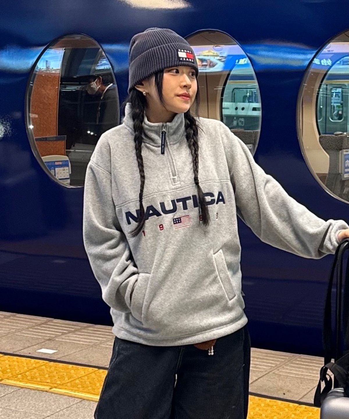 노티카(NAUTICA) 83플래그 폴라 스펠아웃 하프 집업(멜란지그레이) NFL2346MGZ